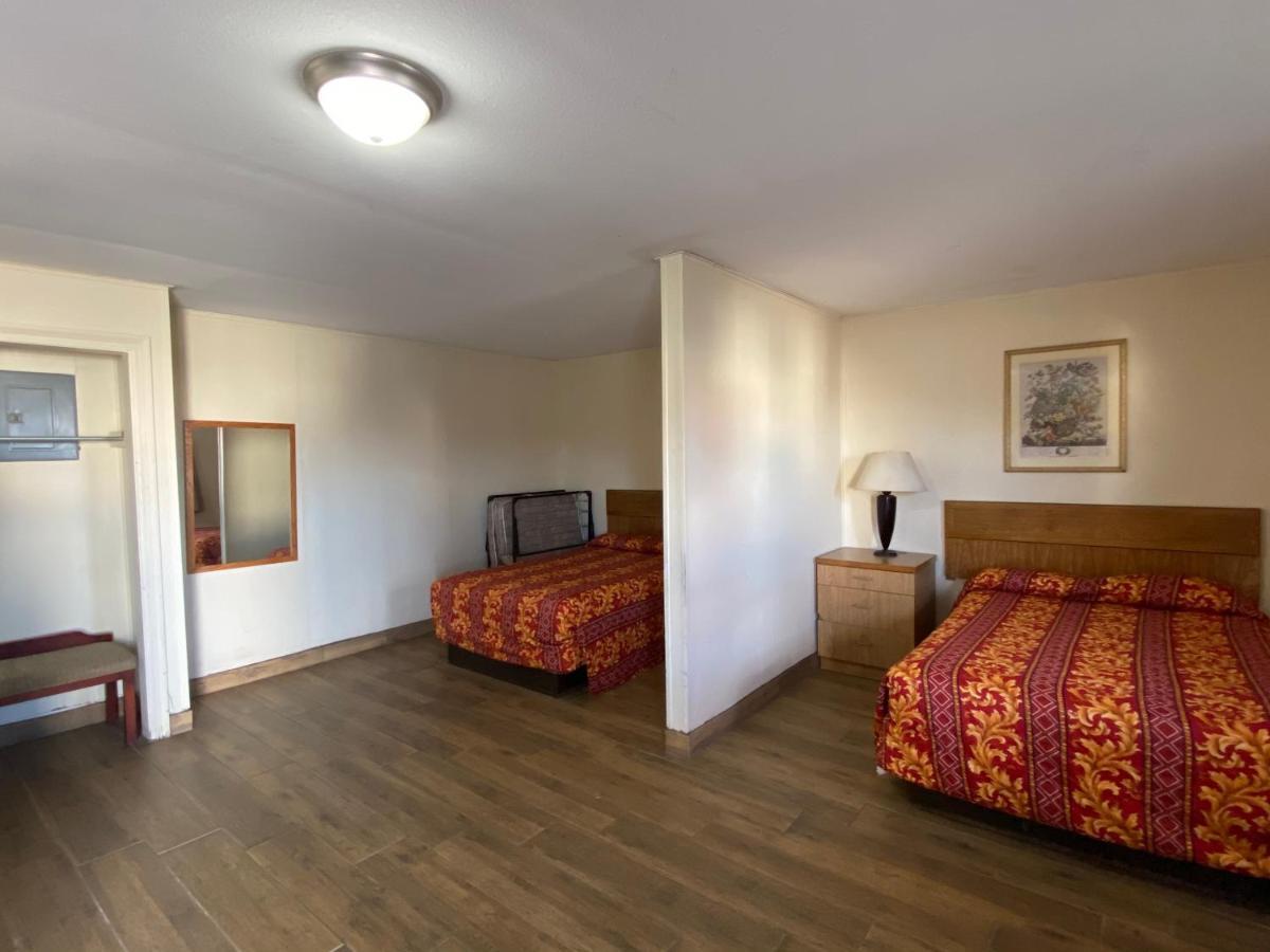 Relax Inn-Plaquemine Bagian luar foto